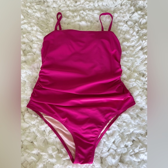 NWT Women's Shirred Strappy Cutout One Piece Swimsuit SIZE LARGE - Picture 5 of 15